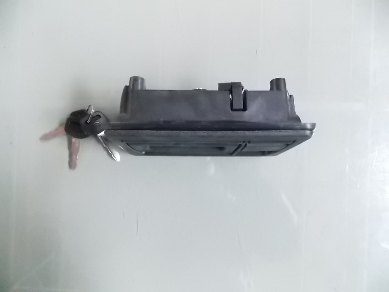 Normal four-point lock-2