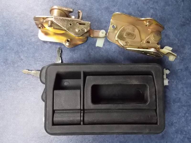 Square four-point hatch door lock (without light)-1