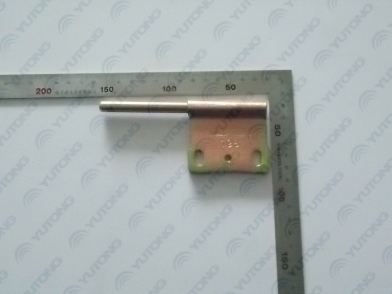 Rotary shaft side hatch hinges