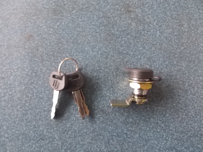 Замок ящика для инструментов