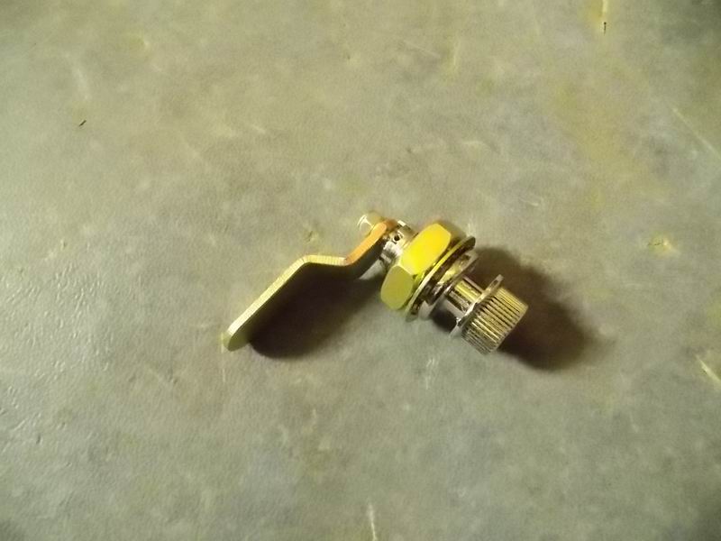 Button lock for access door (AL165A)-1