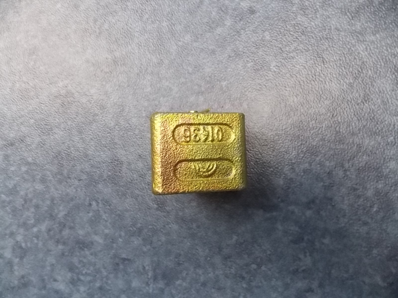 Петли бокового люка поворотного вала-2