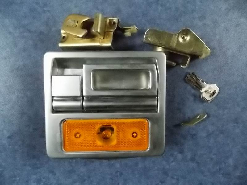 Four-point light lock (JQ800-4 nickel plated)-1