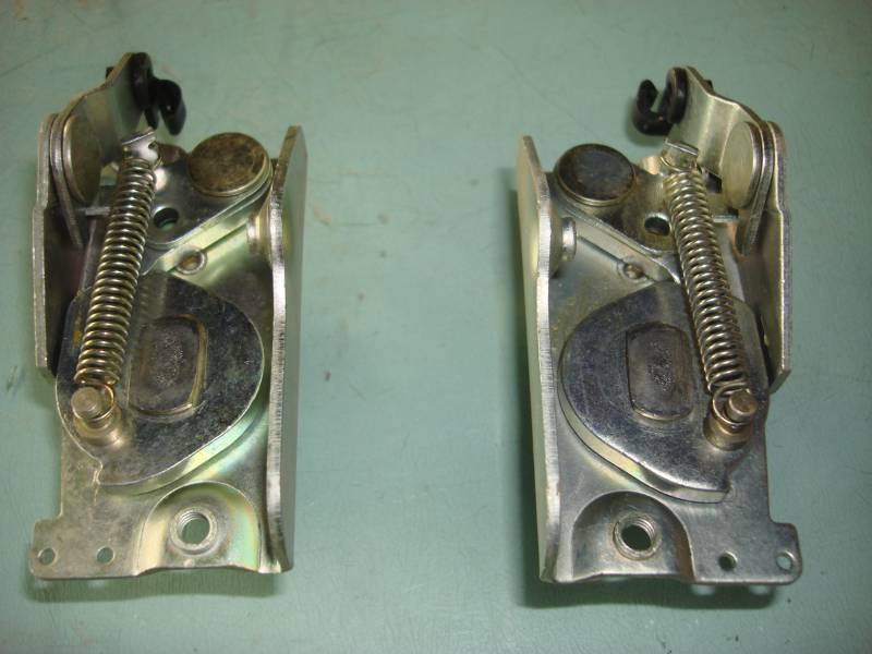 Простой замок кабины двигателя-2