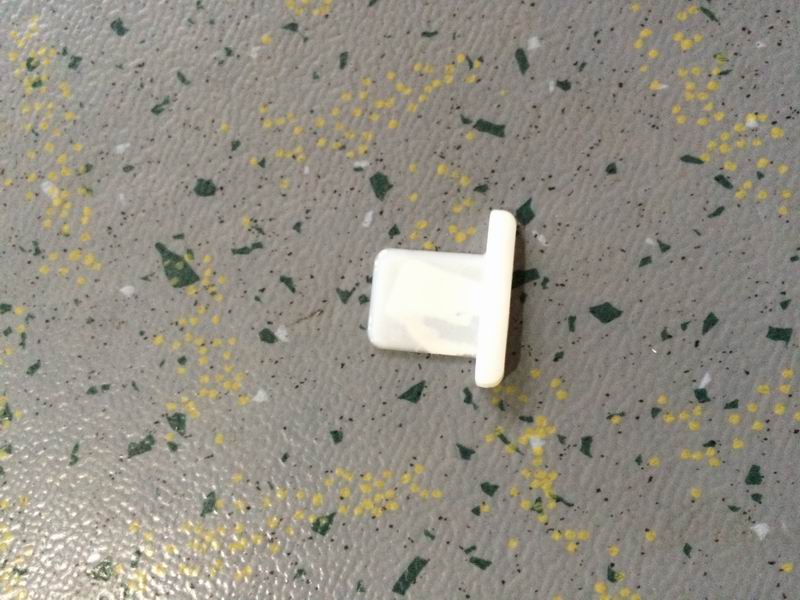 Левый разъем (используется с 9102-C3201 )