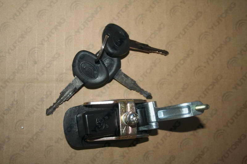 Simple lock; thin black rubber