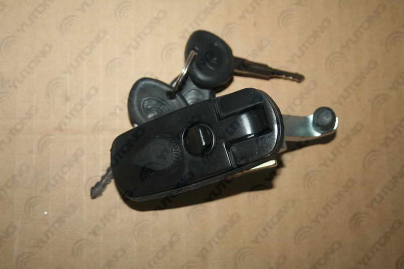 Simple lock; thin black rubber-2