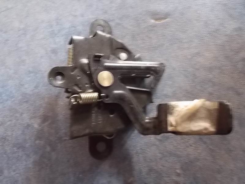 Engine door lock-1