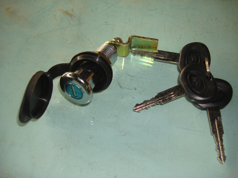 121 Half thread simple lock