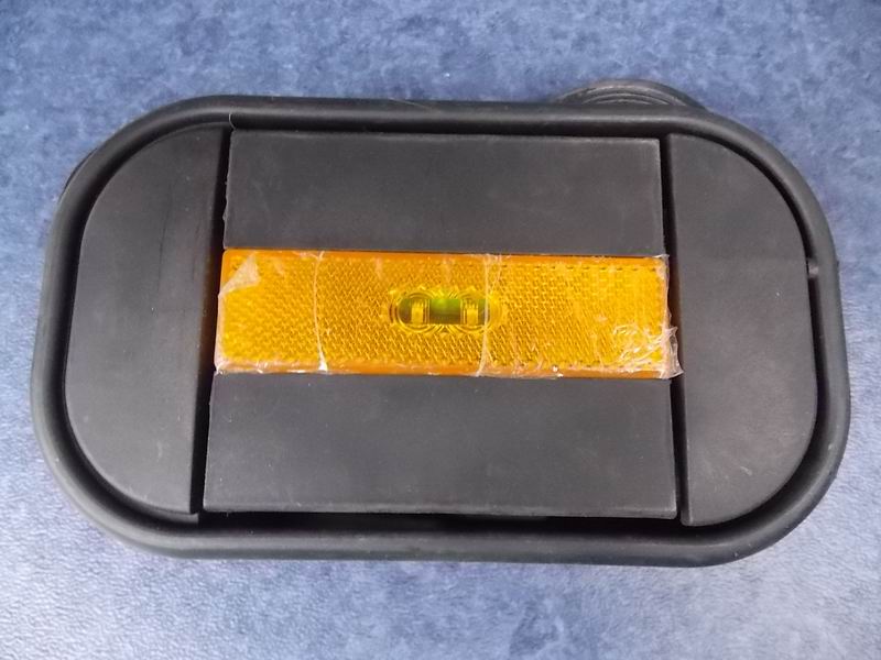 Замок боковой двери багажника 181F (со светом)-1