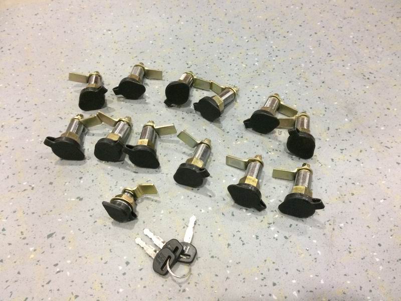 Simple lock core lock for the whole vehicle (1 open 13)