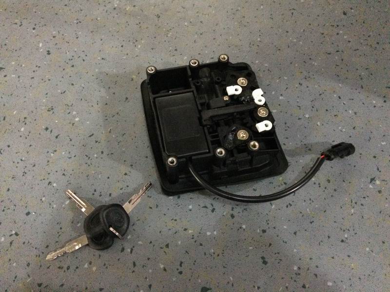 181 Large box lock with light-2