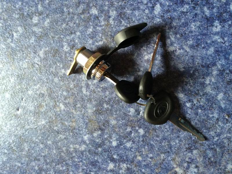 Passenger door lock core; bus front fan; installed outside