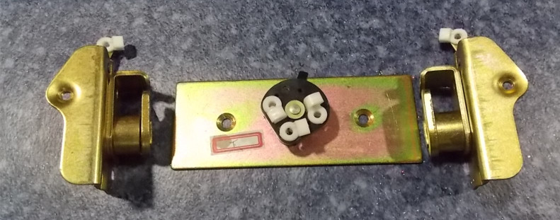 191 большой коробчатый замок с легким запорным механизмом; верхняя раздвижная дверь