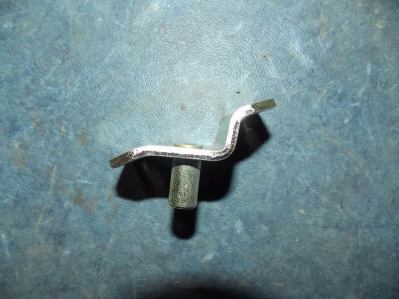 Right of the engine compartment buckle assembly