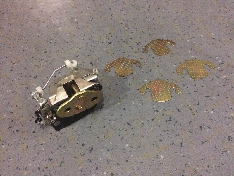 Driver door lock body (right 107C)-2