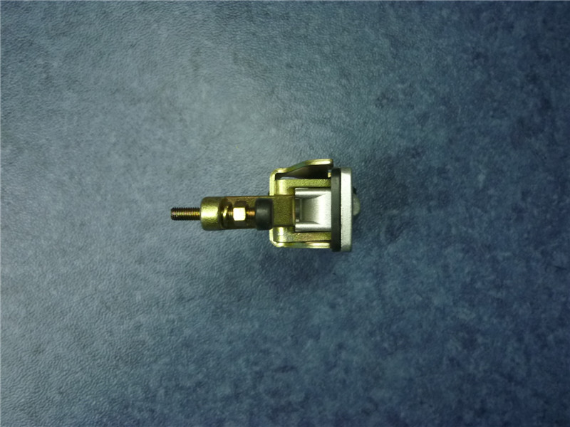 Simple lock of hatch door; silver-1