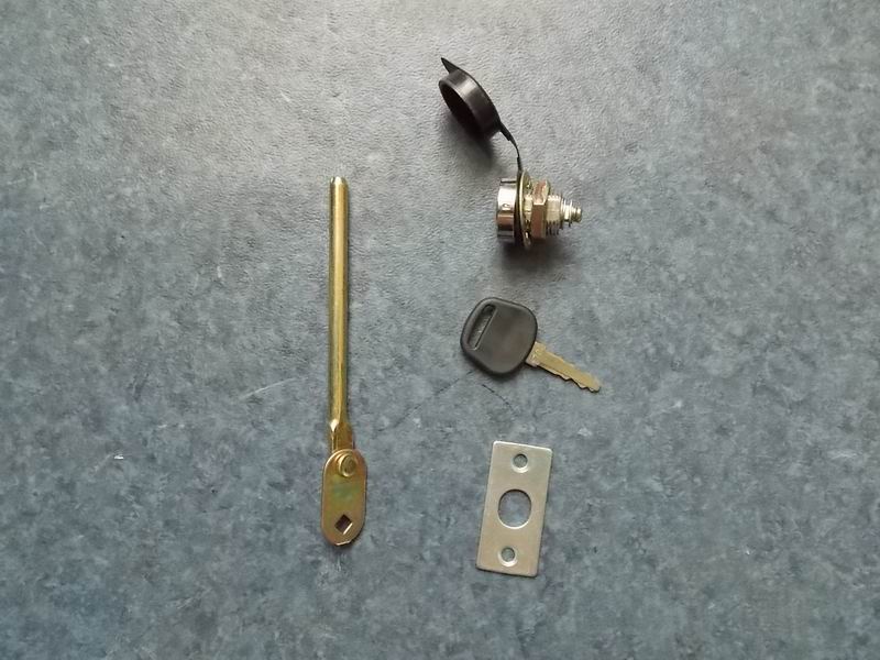 Front passenger door lock-front