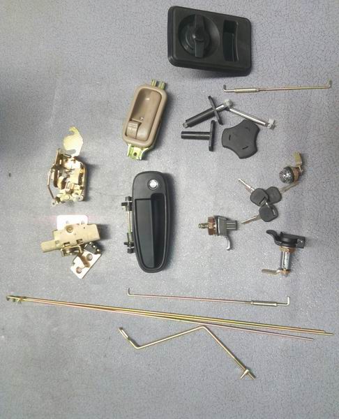 6701 car lock (1 open 15, single swing door, driver's door)