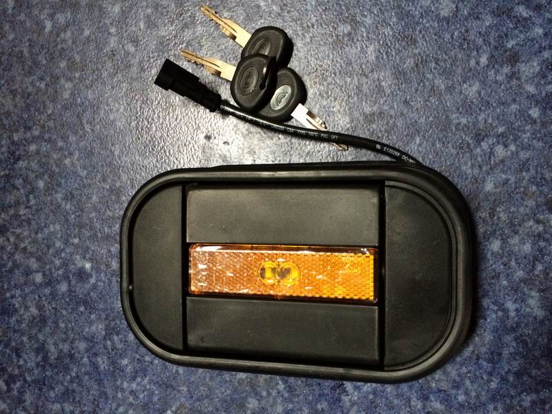 191 Large Box Lock with Light (Black)-1