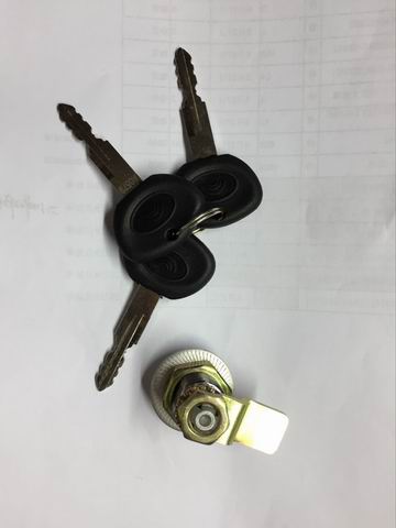 Квадратный простой замок (серебристо-белый, сердечник замка отдельный) сердечник замка