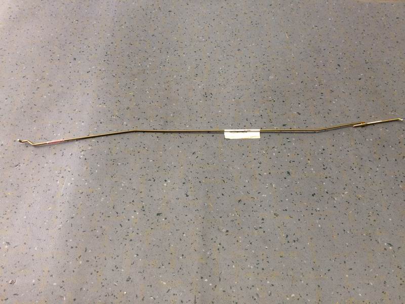 Lock lever L=832 (adjustment amount 817~847, rear hatch door, bent)