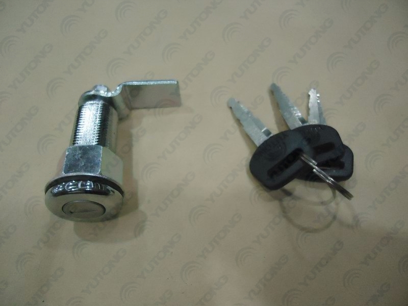 Simple lock of hatch door (no lock cover)-1