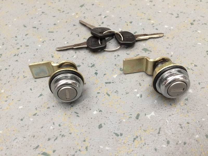 Fuel tank lock; SX10/1-2000D-1