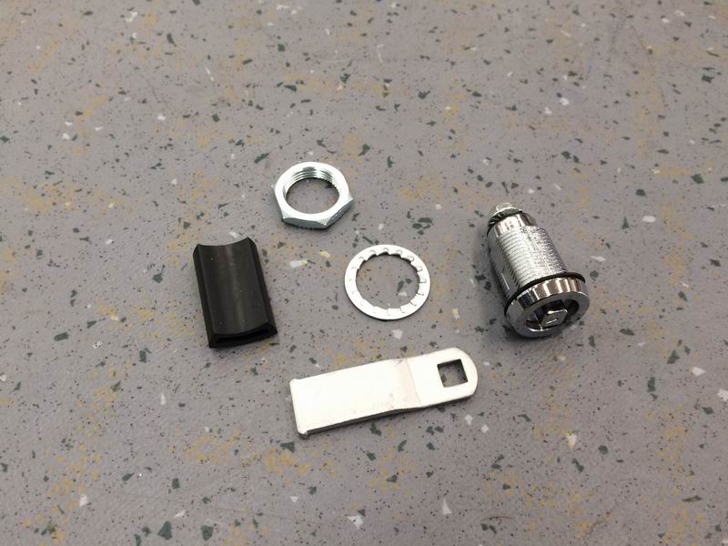 Air duct maintenance door lock Israel 6126HGA without screwdriver slot