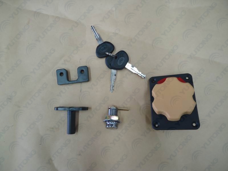 Passenger door lock; front fan lock