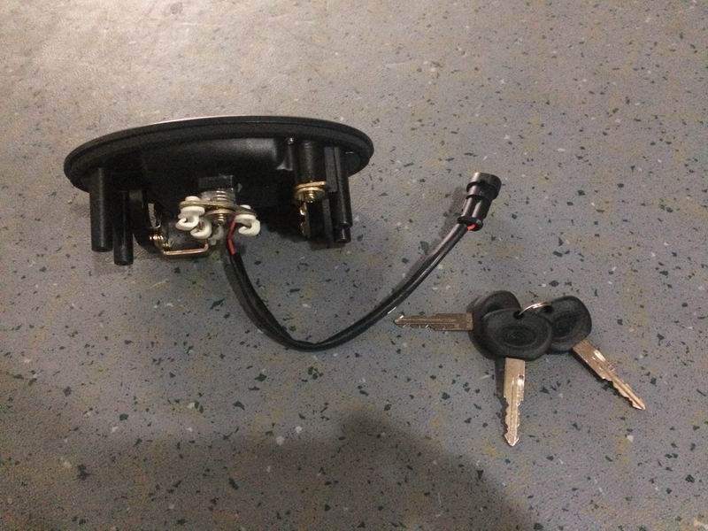 Hammer door lock; black-1