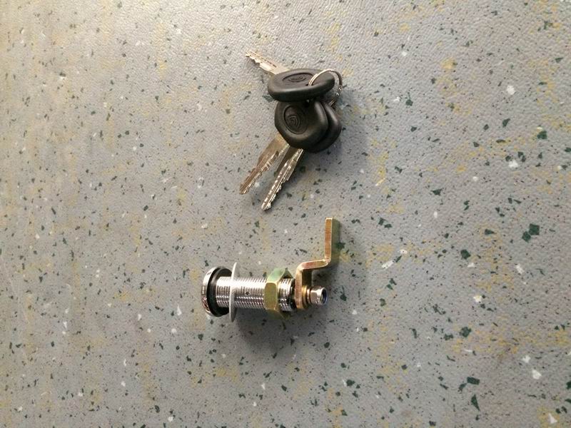 Simple lock-2