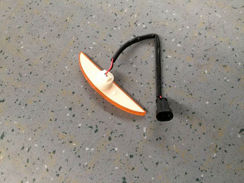 Side sign light; luggage compartment locked