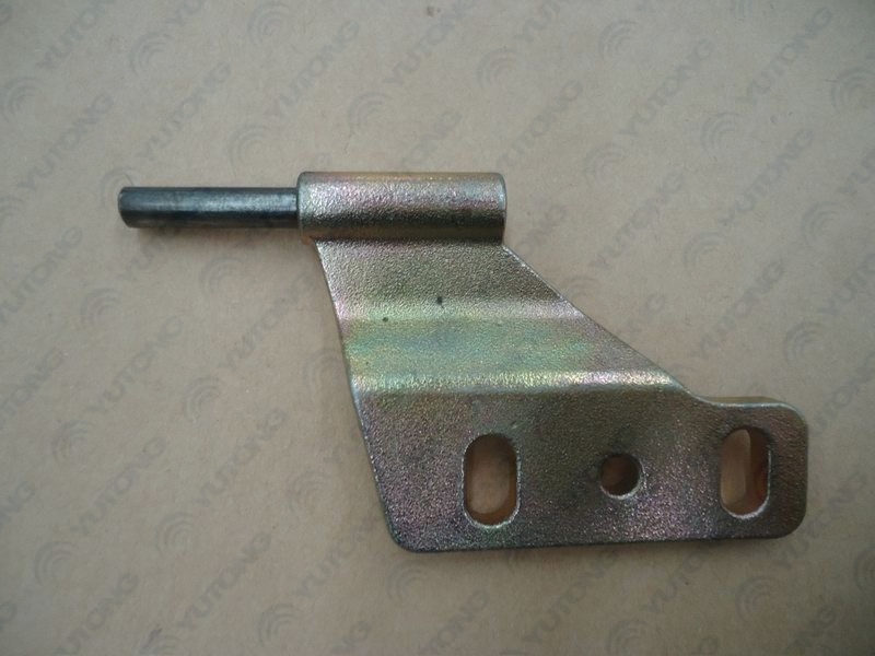 Rotary shaft side hatch hinge (Z-shaped, right front)-1