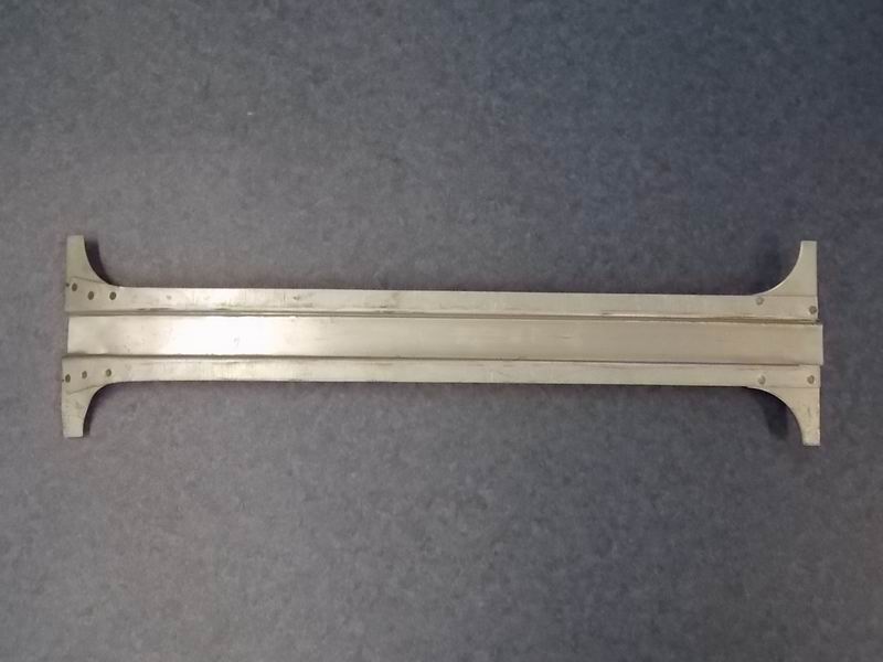 Double-side vertical stop of the hatch door (6831H vehicle electrophoresis)-1