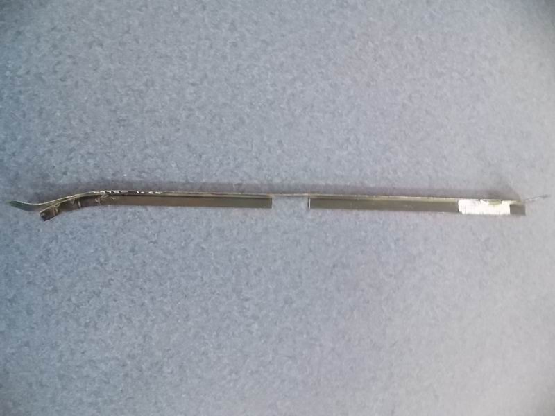 L-shaped single-sided vertical stop, right end