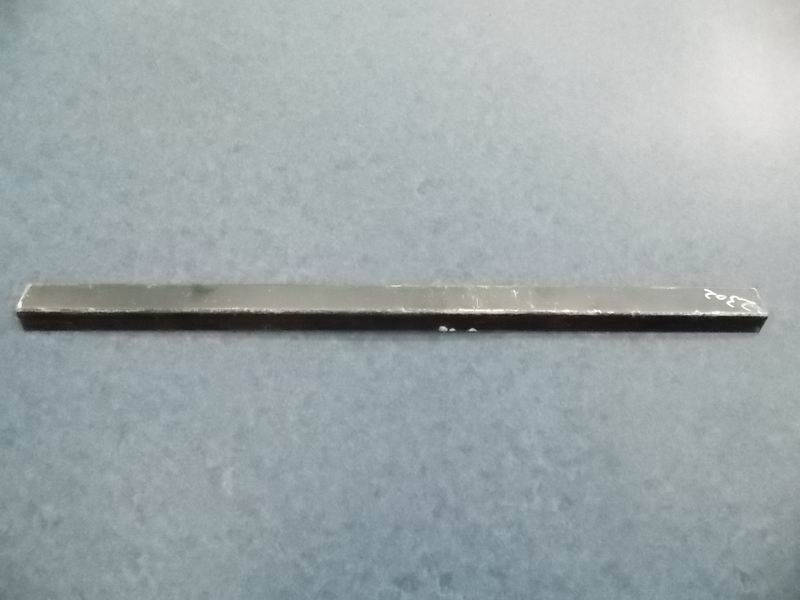 Side hatch door lower end (b198) L=710-2