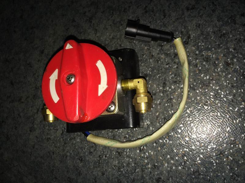 Passenger doorway pressure regulating valve, in-vehicle control