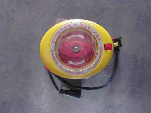 Passenger door pressure regulating valve, center door joint rear vehicle