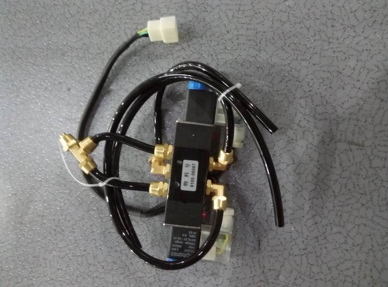 Front single door solenoid valve (whole) (replaced with 6208-00765)