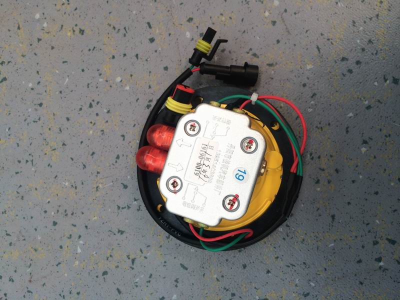 Door control valve, air circuit pressure regulating valve, car external air discharge valve (lower connector)-3