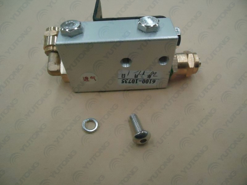 Door control valve, left rudder buffer valve-2