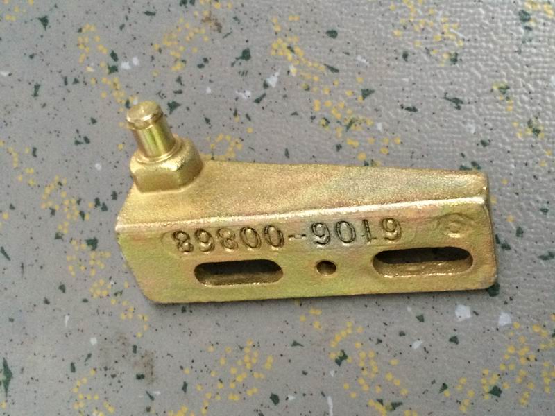 Passenger door roller bracket assembly (cast steel parts)-1