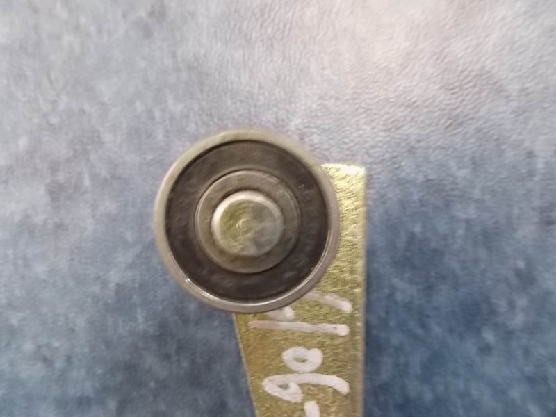 Passenger door roller bracket, front door, (6751D), cast steel parts