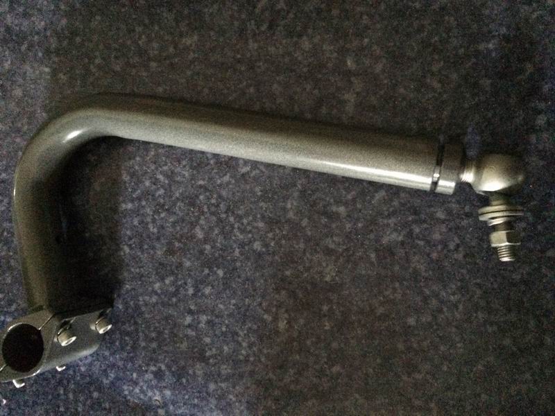 Upper rotary arm assembly