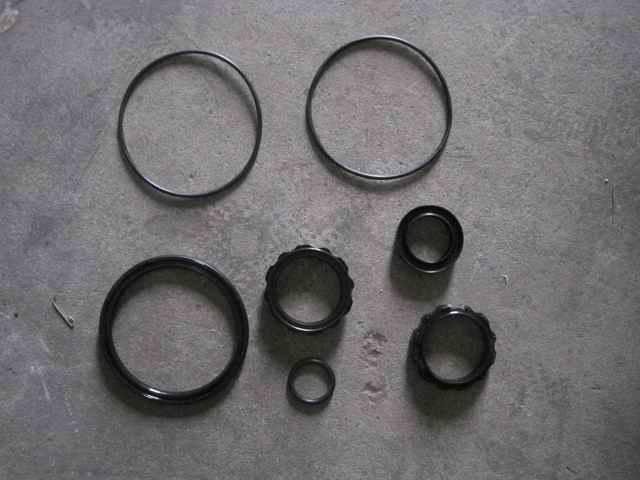 Internal swing door cylinder repair kit (cylinder diameter 63mm); contains 7 pieces