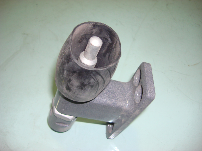 Верхняя опора в сборе-2