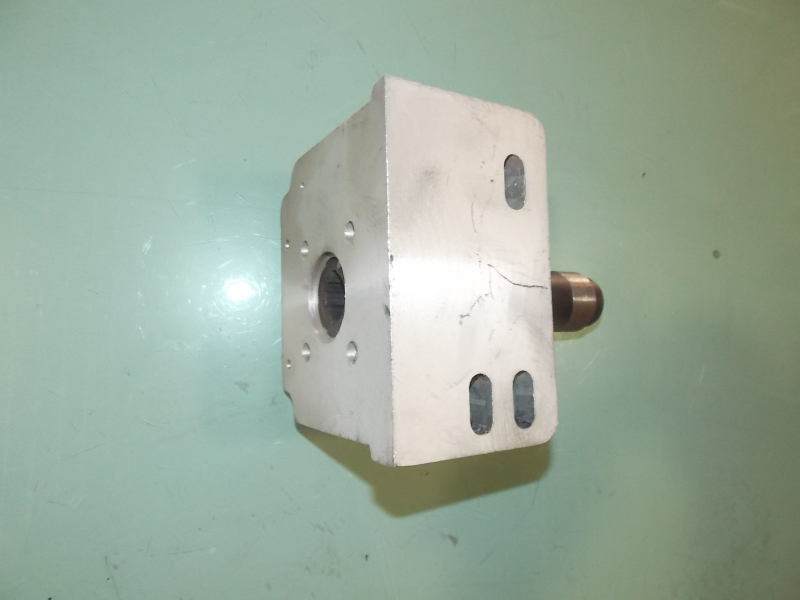 Door pump support seat-1