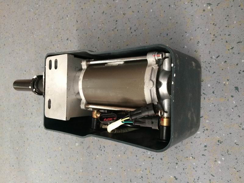 Pneumatic external swing door pump, left rudder, 24V, mechanical anti-clip-1