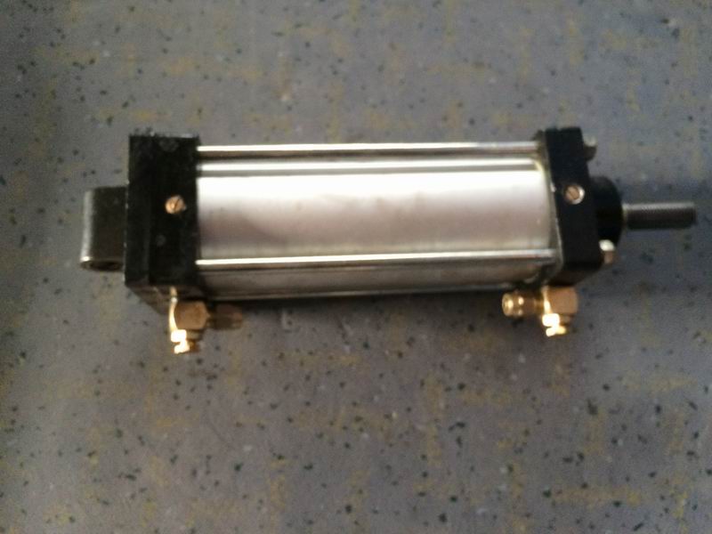 Cylinder assembly-front